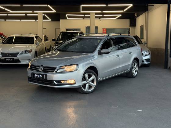 VOLKSWAGEN PASSAT VARIANT 2.0 TSI 16V 211CV GASOLINA 4P AUTOMÁTICO VOLKSWAGEN PASSAT VARIANT 2.0 TSI 16V 211CV GASOLINA 4P AUTOMÁTICO